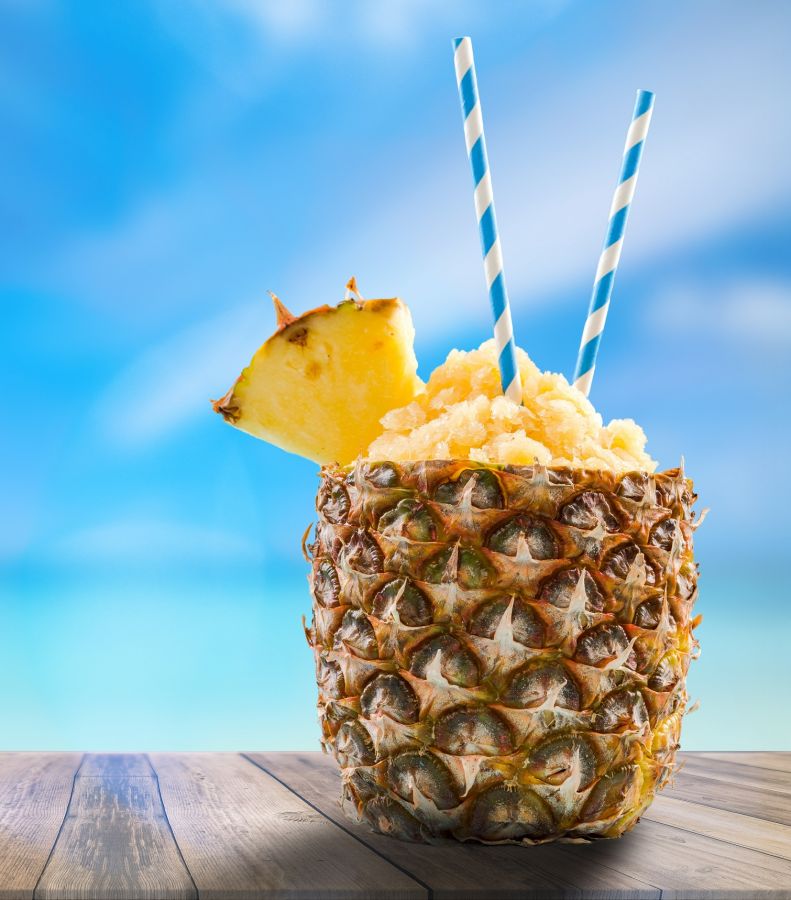 「まるごとパインのフローズンマルガリータ」