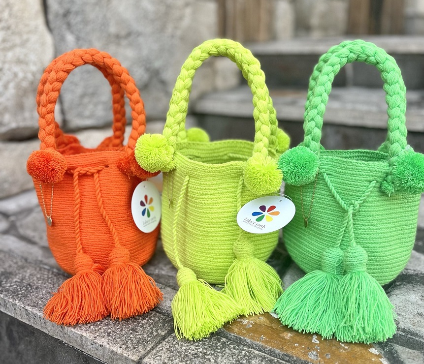 「タッセルミニバック(Laluce-earth)」※販売期間:8月3日(土)~8月9日(金)