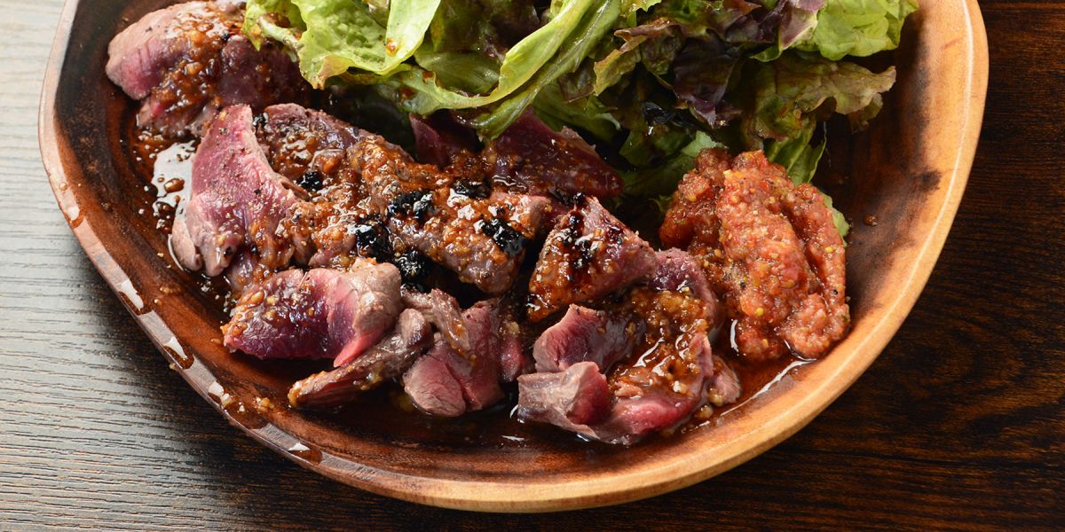 【神奈川・横須賀】横須賀っ子おすすめの店がホントに美味！ジビエや地鶏の「天然いのしし」