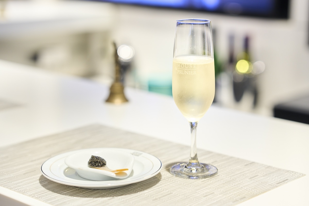 キャビアとシャンパンのセット「マリリン」3080円