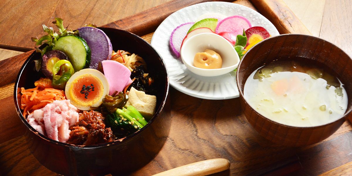 【神奈川・逗子葉山】駅近で三浦野菜、山あいで記念日メニュー、海沿いで葉山牛！ 逗子葉山のおすすめグルメ3軒