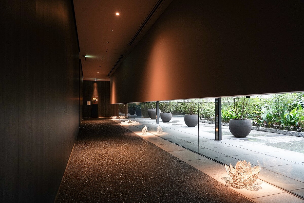 大浴場へと続く廊下 