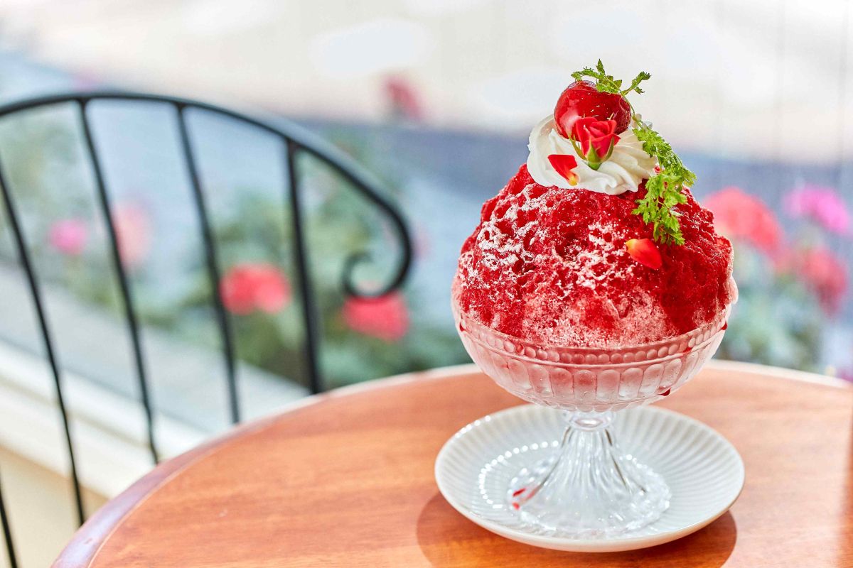 「苺と薔薇」1180円