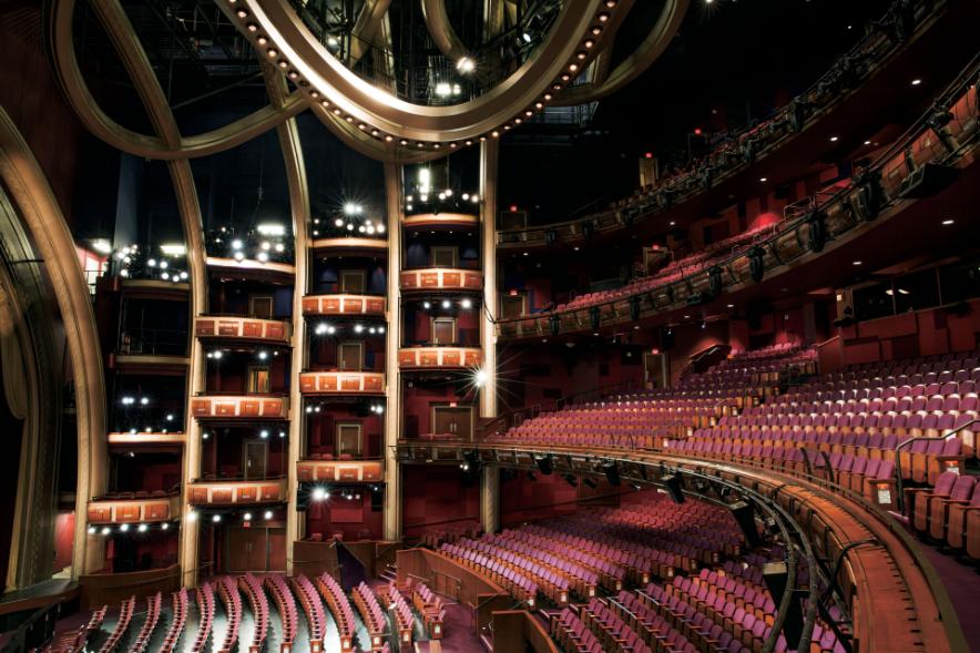 内部見学ツアーを開催しているドルビー・シアター