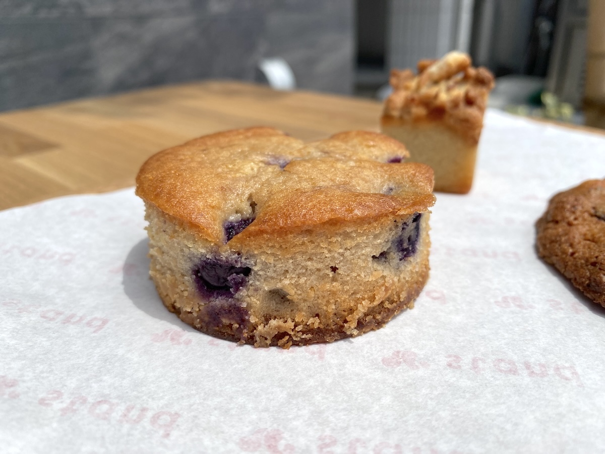 「ブルーベリーケーキ」