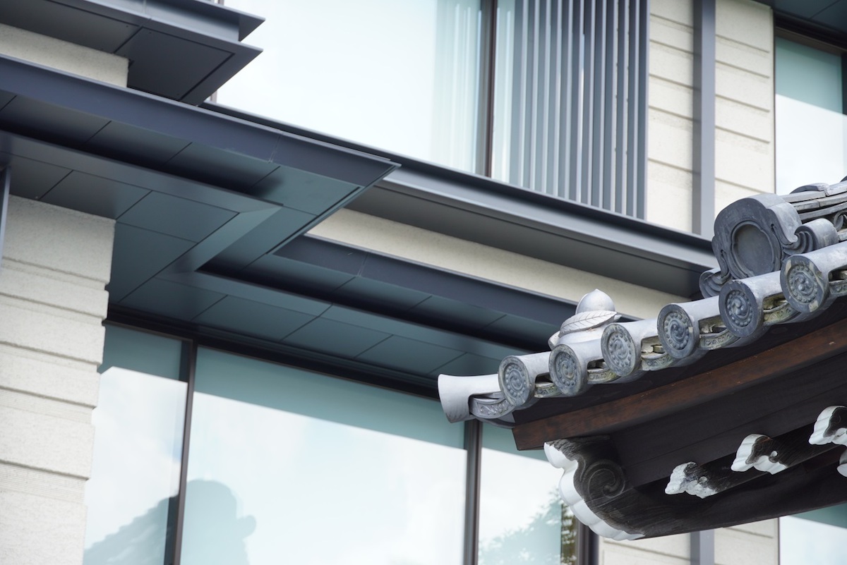 桃の形の留蓋瓦