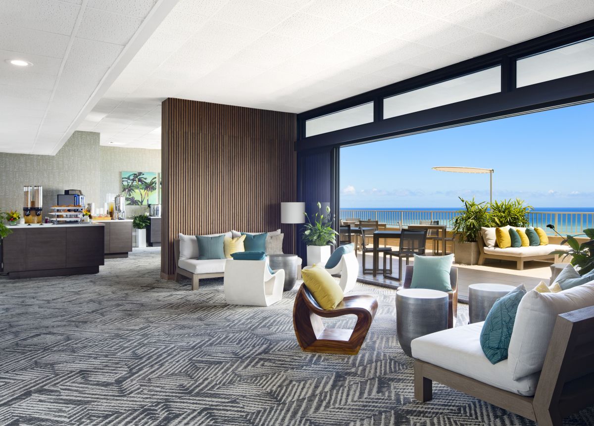 ホテルの21階にある「ココナッツ・クラブ」／ツインフィン・ワイキキ