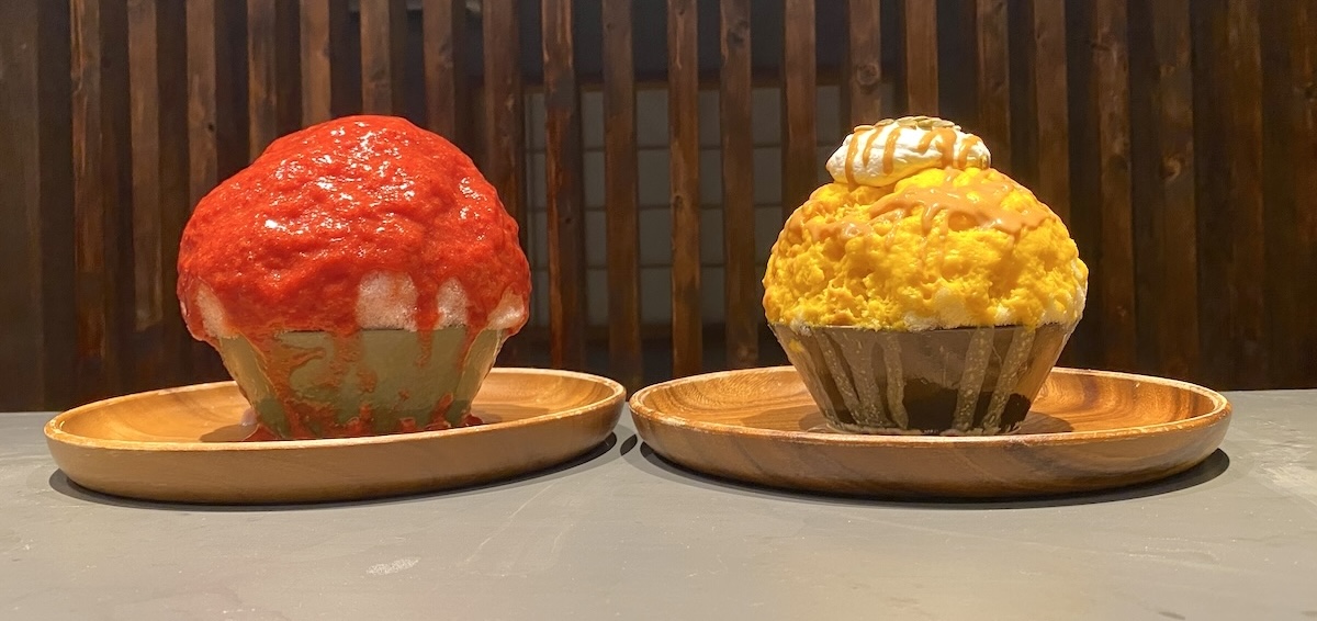 写真左から「いちごミルク（フルサイズ）」、「かぼちゃのバタースコッチ（ハーフサイズ）」