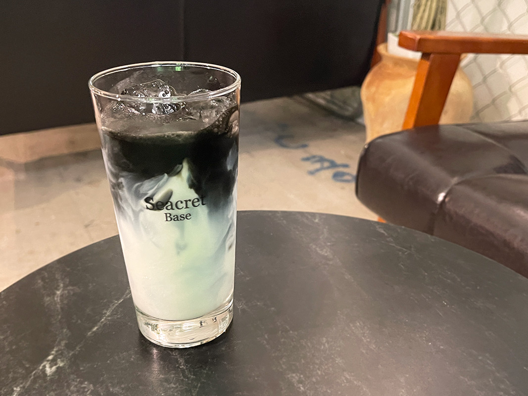 「BLACKラテ」800円