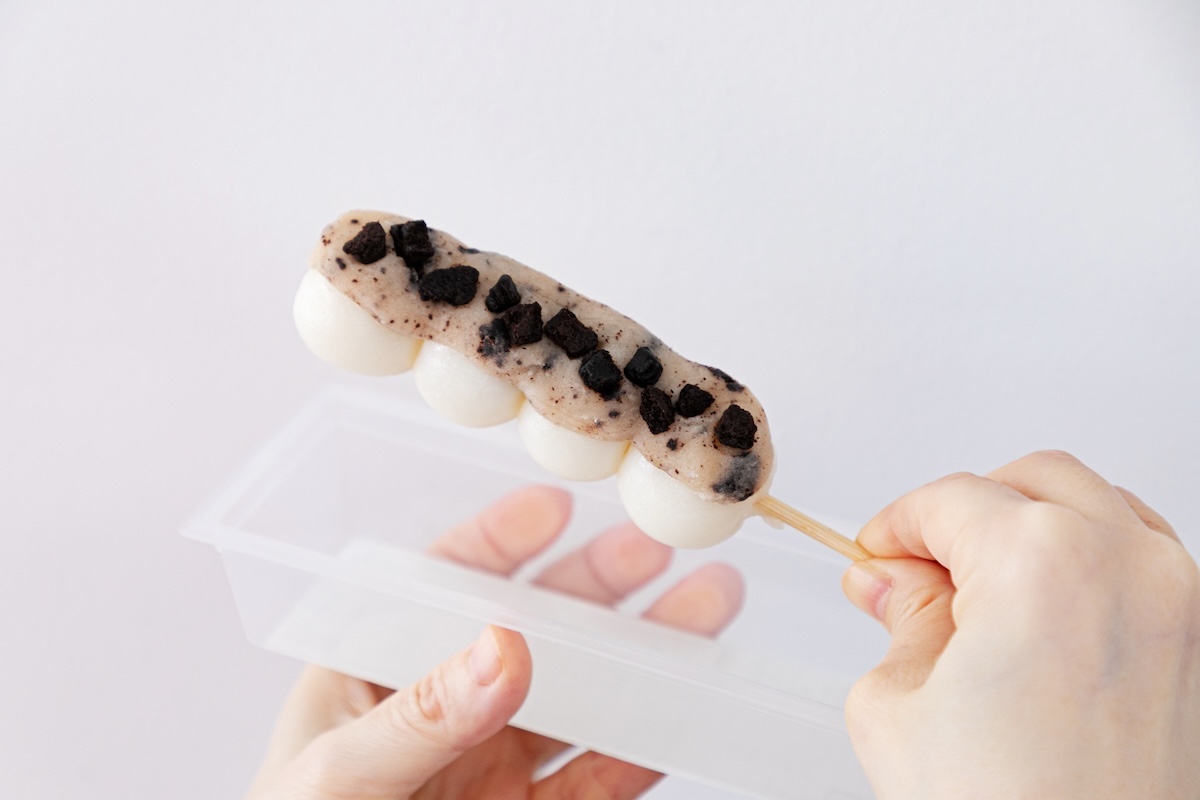 「クッキー&クリームだんご」286円