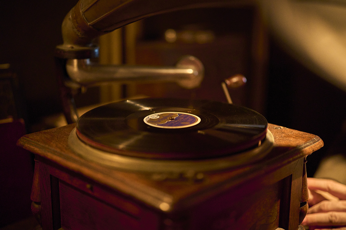 少し音を聴かせてもらうと深みのある音が店内に鳴り響く