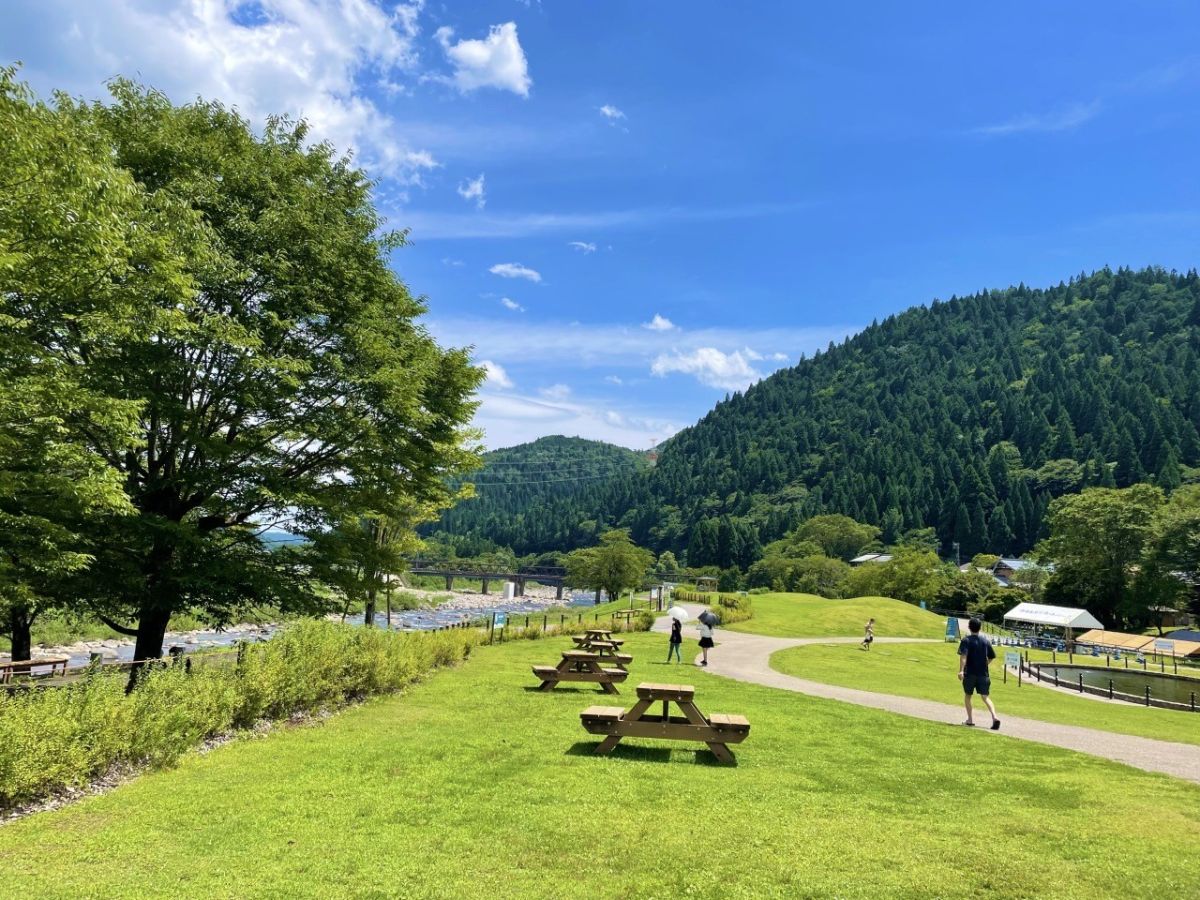 清流長良川あゆパーク