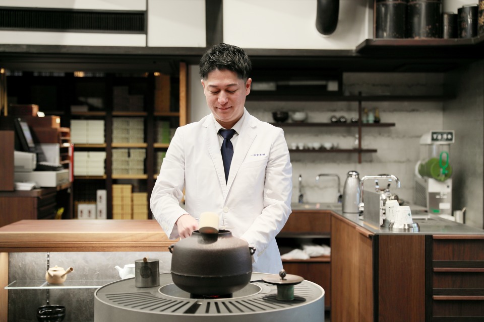 福島一紘作　お抹茶腕　共箱付いてます。最終お値下げとなります。 福島一紘作 お抹茶腕 共箱付いてます。値下げしました。