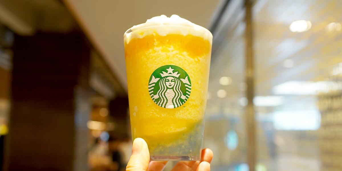 【スタバ新作・実食レポート】シトラス果肉をONして、甘酸っぱさUP！「サンセット パイン フラぺチーノ®」が登場。おすすめ無料カスタマイズも紹介