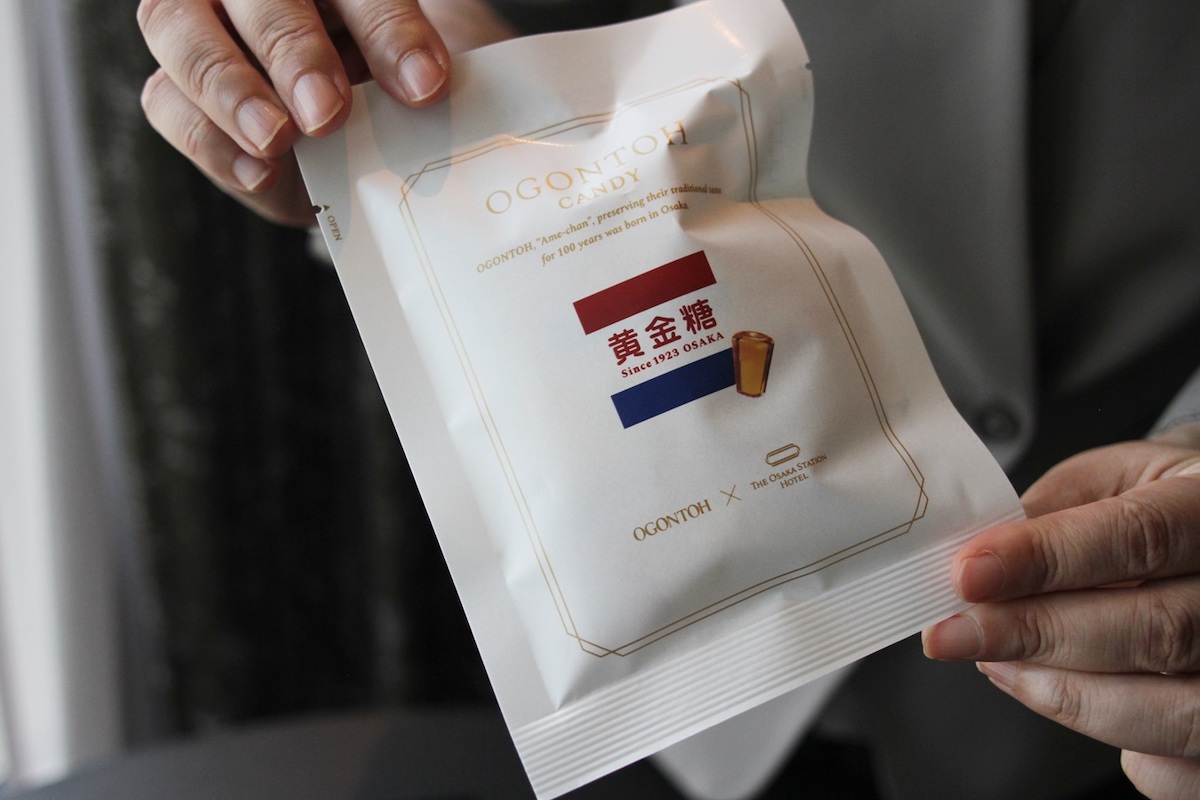 「黄金糖」はホテルのオリジナルパッケージ入り