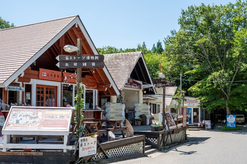 CAP:園内では北欧のコテージをイメージした建物が並びます