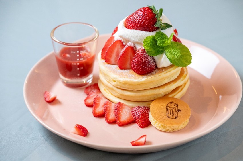 イチゴ　パンケーキ