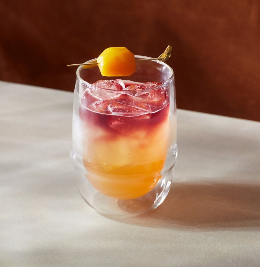 「オータム ハーベスト パンチ(Hot / Iced)」 2200円(店内利用のみ) ※お持ち帰り不可