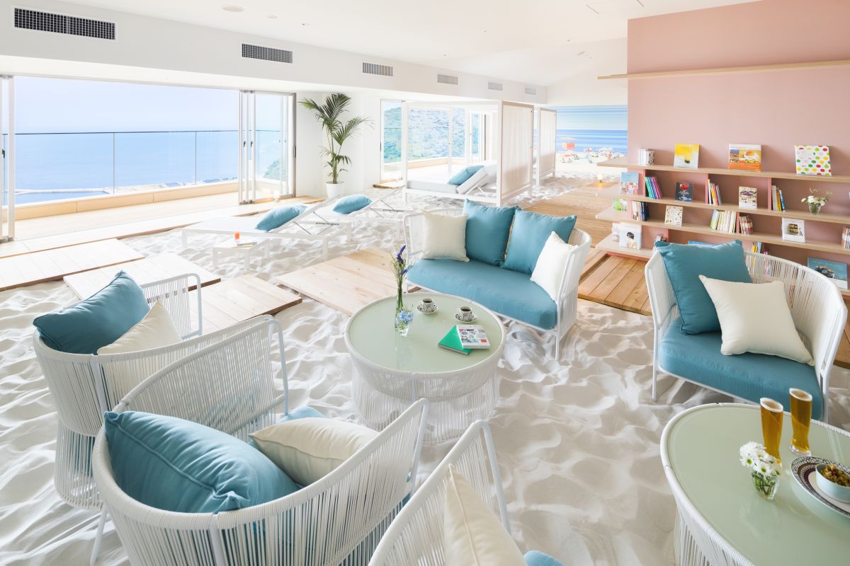 ソラノビーチ Books&cafe