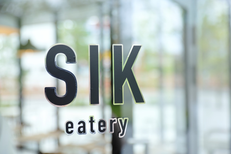 SIK eatery グラングリーン大阪店