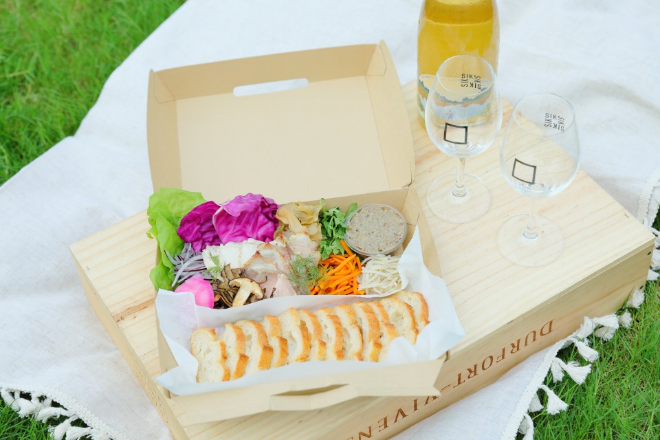 SIK eatery グラングリーン大阪店