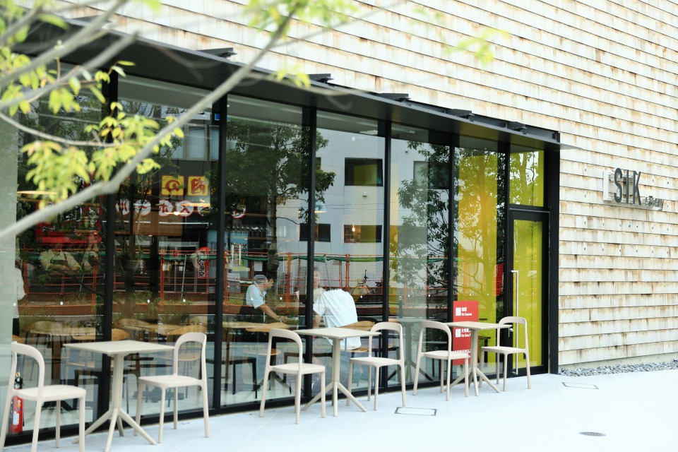 SIK eatery グラングリーン大阪店