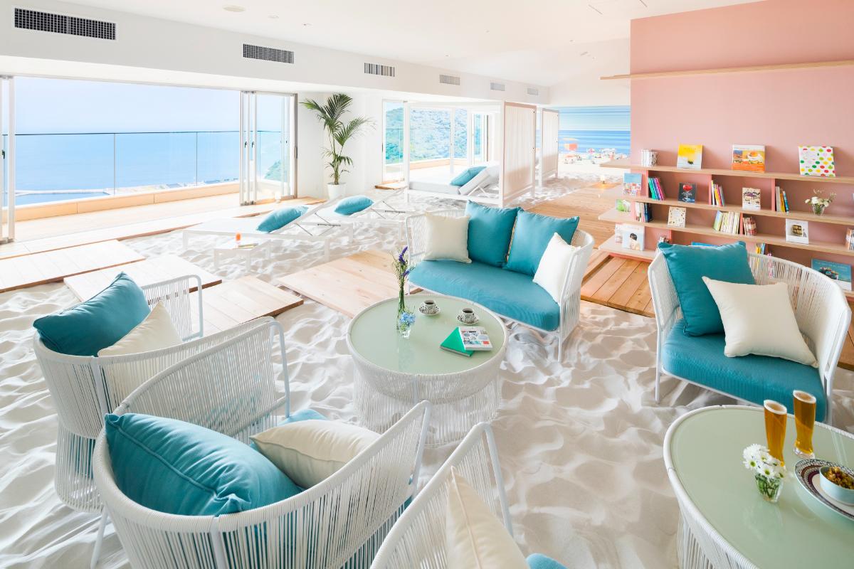 「リゾナーレ熱海」ソラノビーチBooks＆Cafe