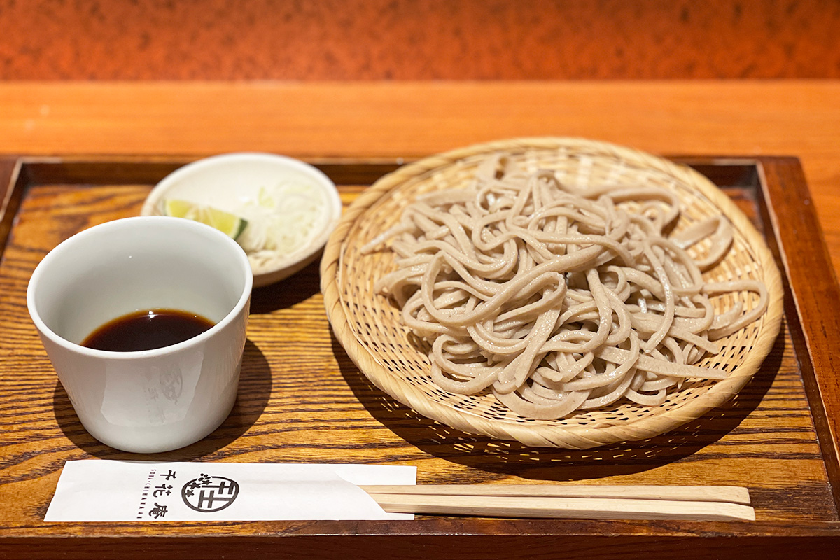 「ざる(持ち込み)」330円