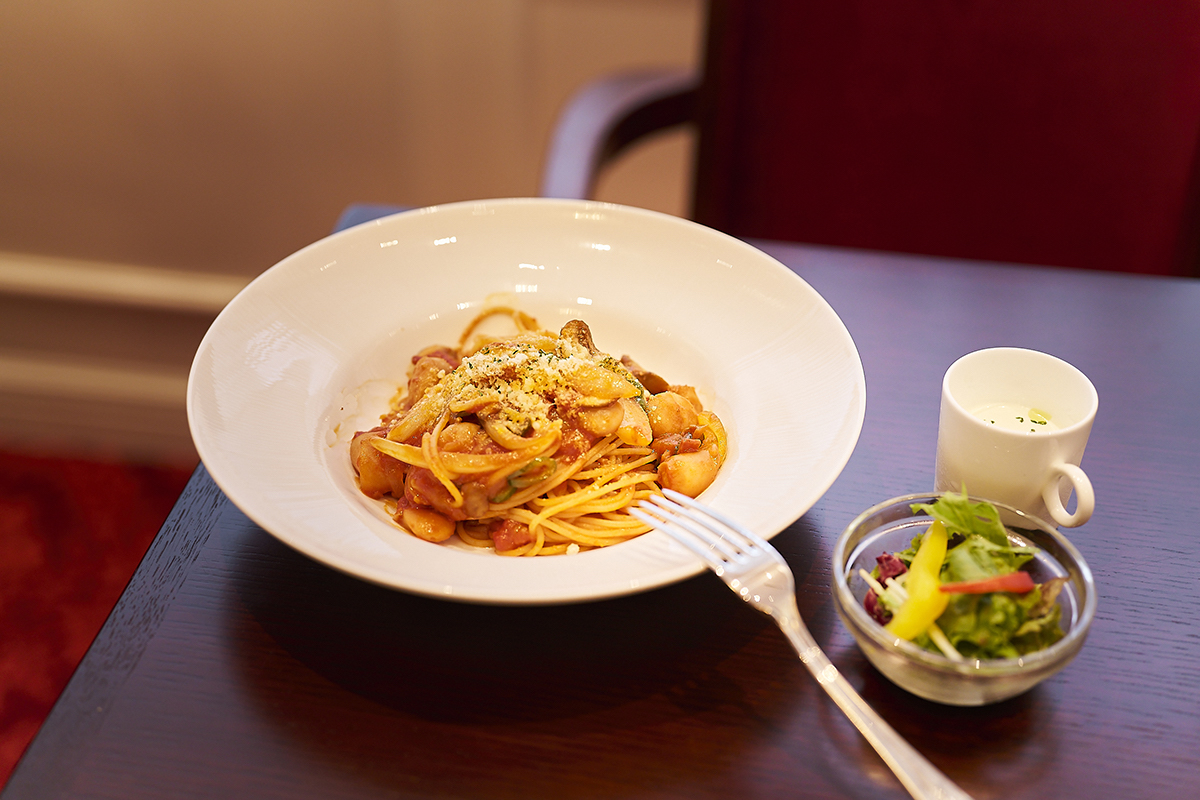 「昔ながらのナポリタン」1100円（お好きなティー付き）