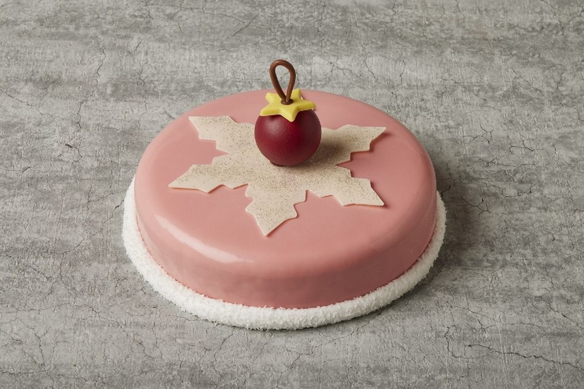 「ジャスミン グレープフルーツ ラズベリーケーキ」8500円