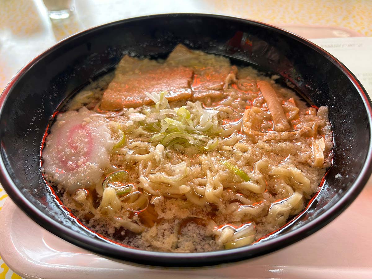 那須じとラーメン1200円