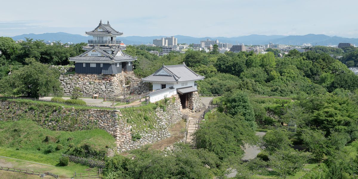 【浜松城公園】徳川家康ゆかりの地を開運さんぽ♪ 日本庭園や茶室も風情たっぷり