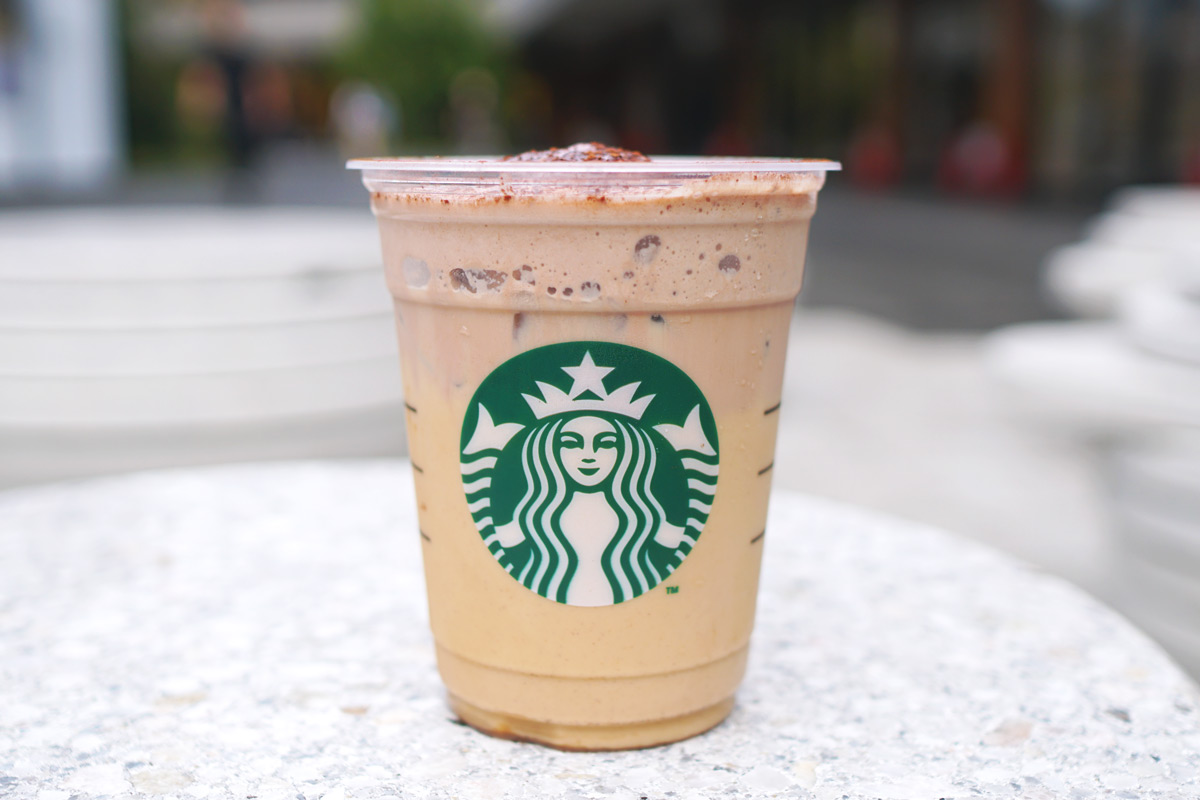 「チョコレート ムース ラテ」アイス／ホット Tallサイズのみ 589円（持ち帰り）、600円（店内利用）