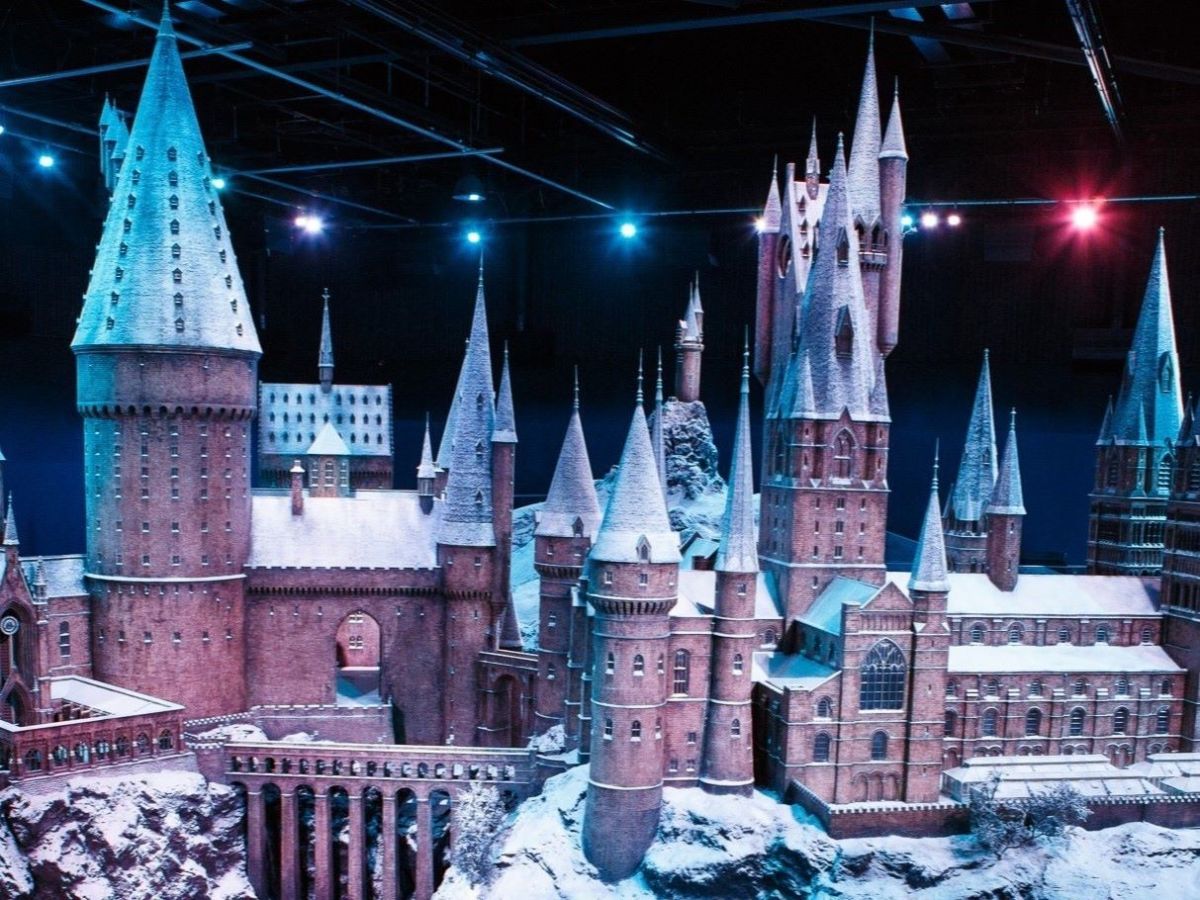 TM&©2023Warner Bros. Entertainment Inc. Wizarding World publishing rights © J.K.R