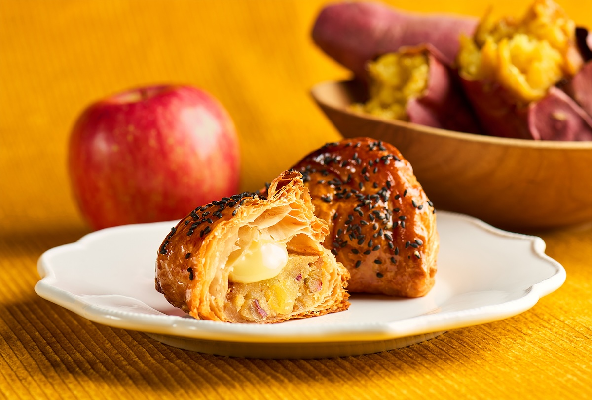 「焼きたてカスタードアップルパイ お芋」520円