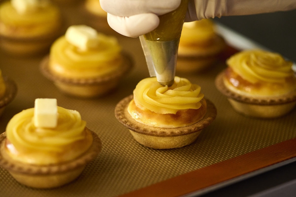 「焼きたてチーズタルト さつまいもバター」1個350円