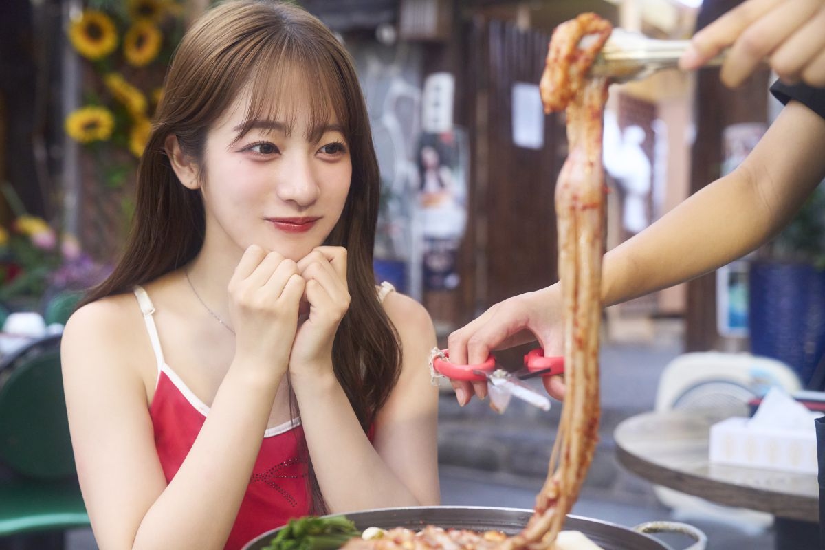 タコの迫力大！　目の前で切ってくれて、ワクワクも高まる♪