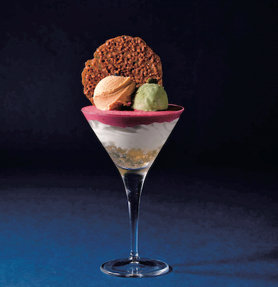 パフェ、珈琲、酒、佐藤の「塩キャラメルとピスタチオ」1599円