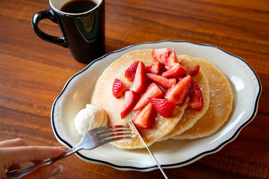 バナナパンケーキwithストロベリー　＄9.99（＋＄3.99）