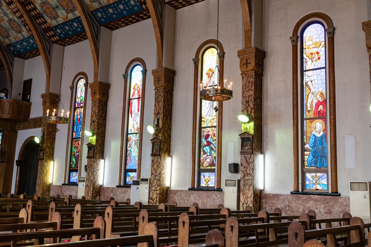 ステンドグラスの美しさをぜひ実際に見てほしい