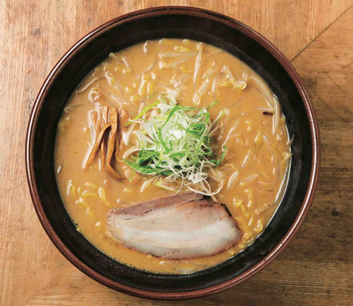 らーめん信玄「コク味噌信州」880円 