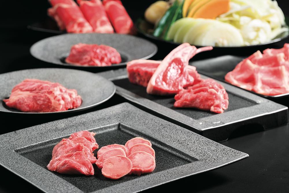 「羊々亭プレミアムコース」7200円（食べ飲み放題100分）