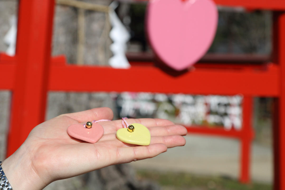 ハート陶板守（初穂料1体800円）