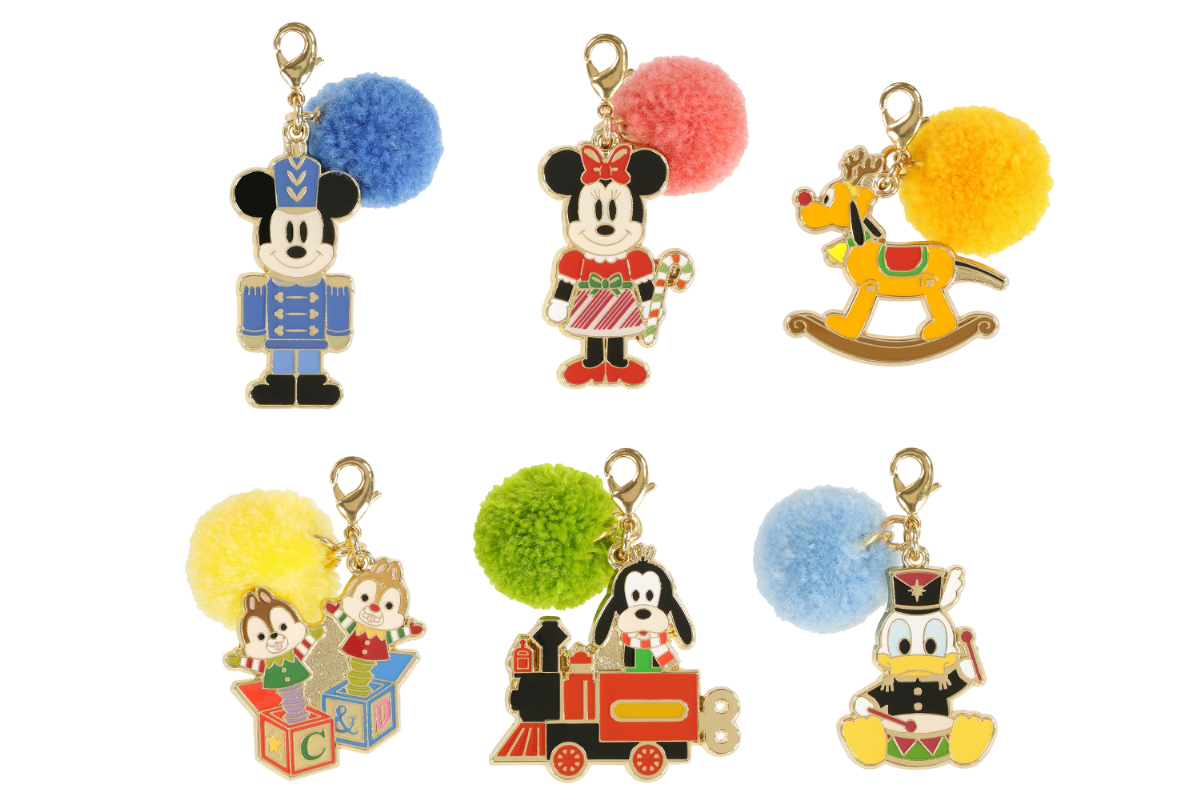 ☆レ　ディズニー⭐️クリスマス2024 チャーム6個セット ☆レディズニー⭐️クリスマス2024 チャーム6個セット
