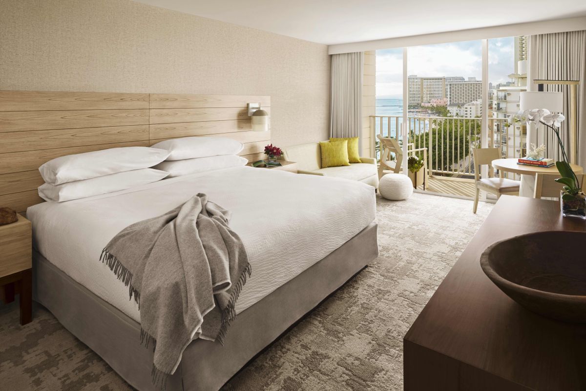 オーシャンビューの客室／アロヒラニ リゾート ワイキキ ビーチ