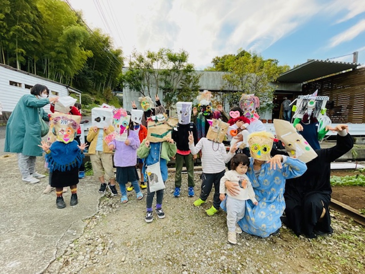 ワークショップ「JIKEおばけに変身しよう」