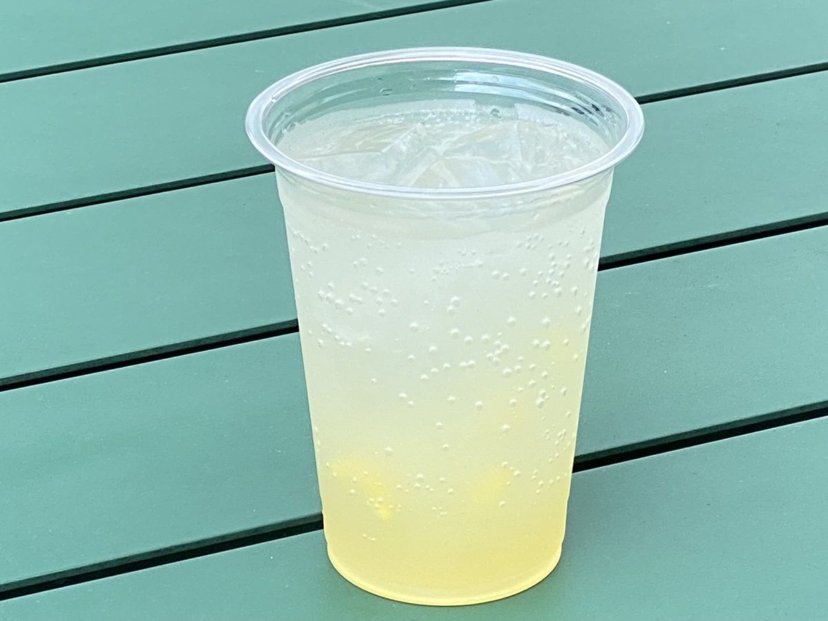 夏限定の爽やかなゆずスカッシュ280円。ゆずネード280円