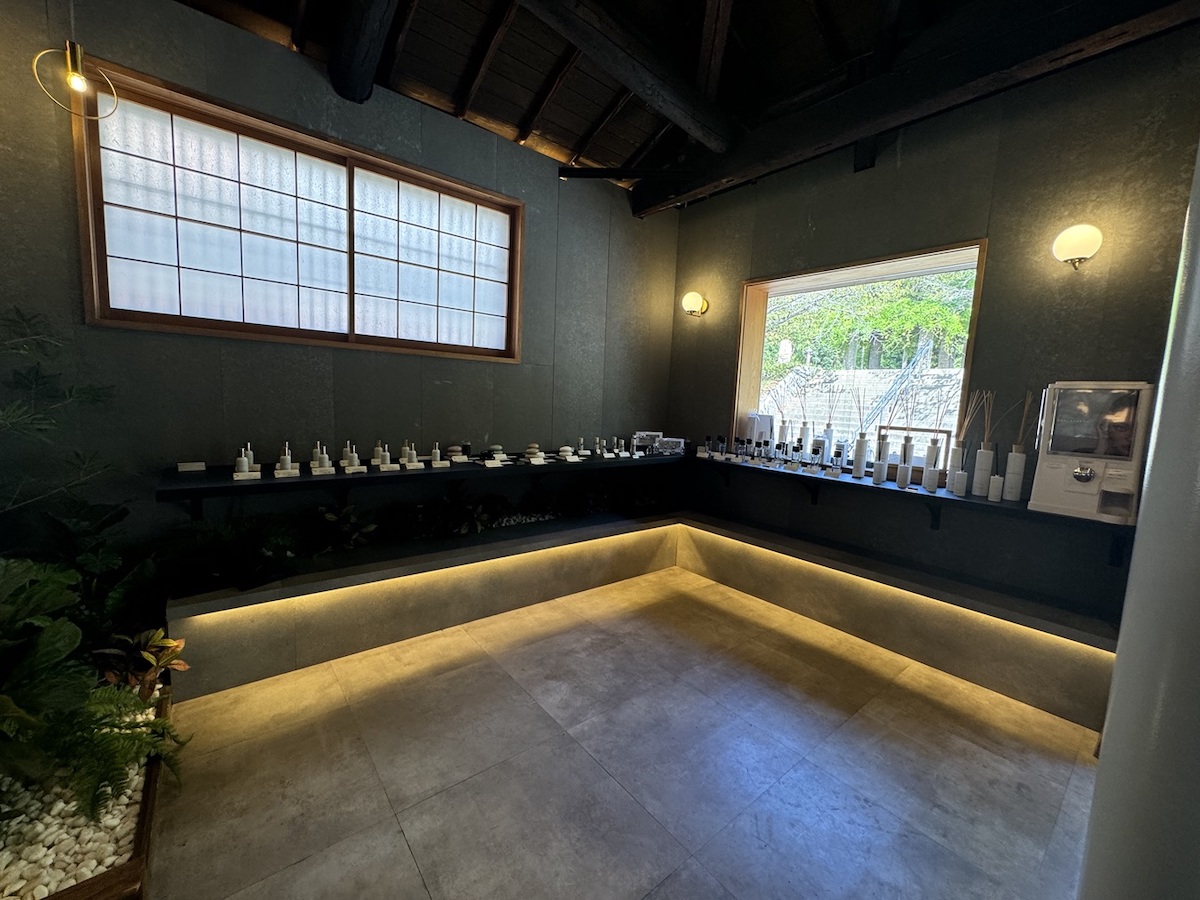 店内1階の商品展示エリア