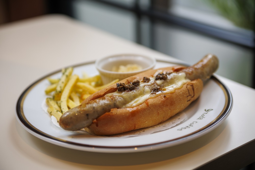 三条ホットドッグ1300円