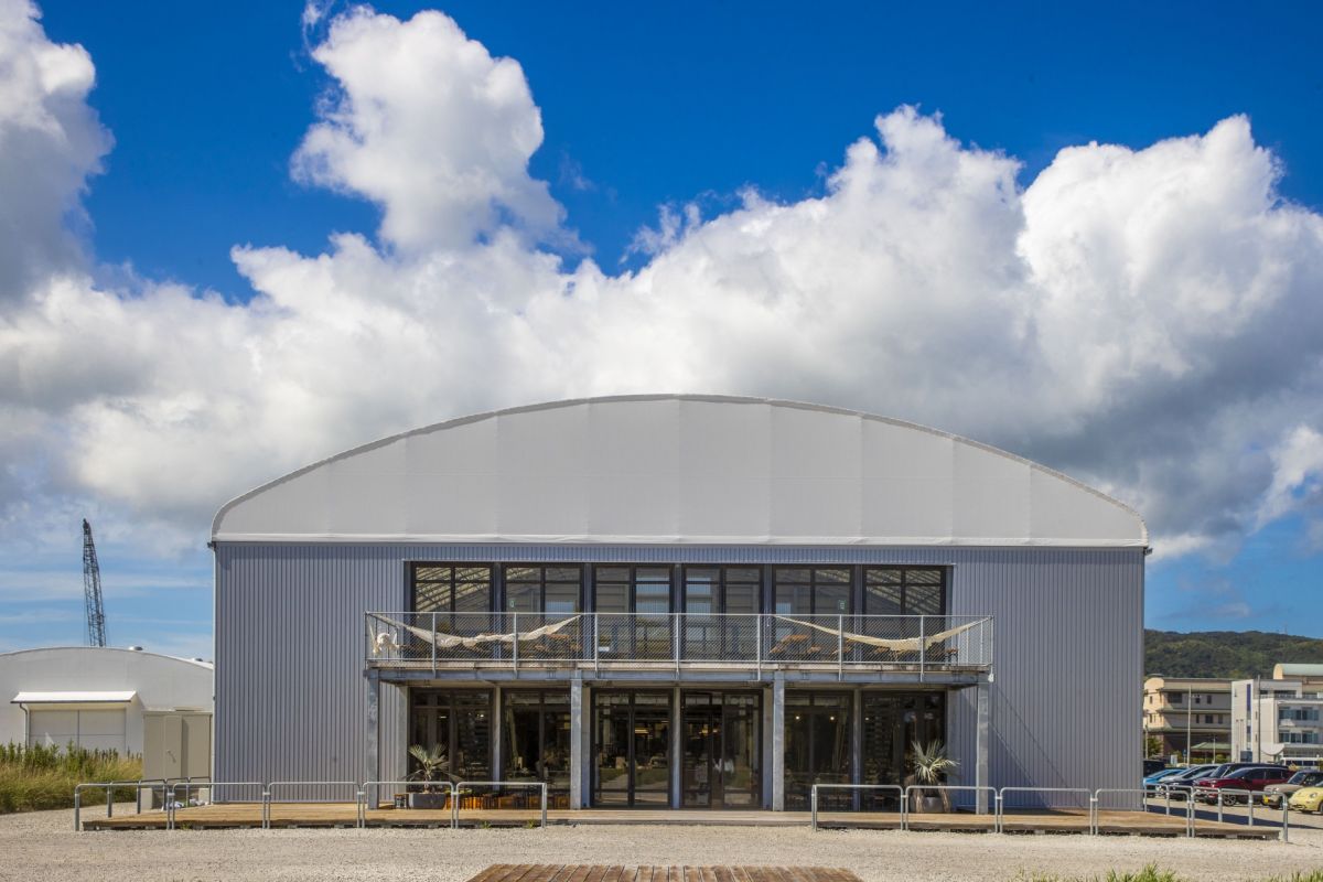 TAKAMURA COFFEE ROASTERS FACTORY & CAFE 淡路島店